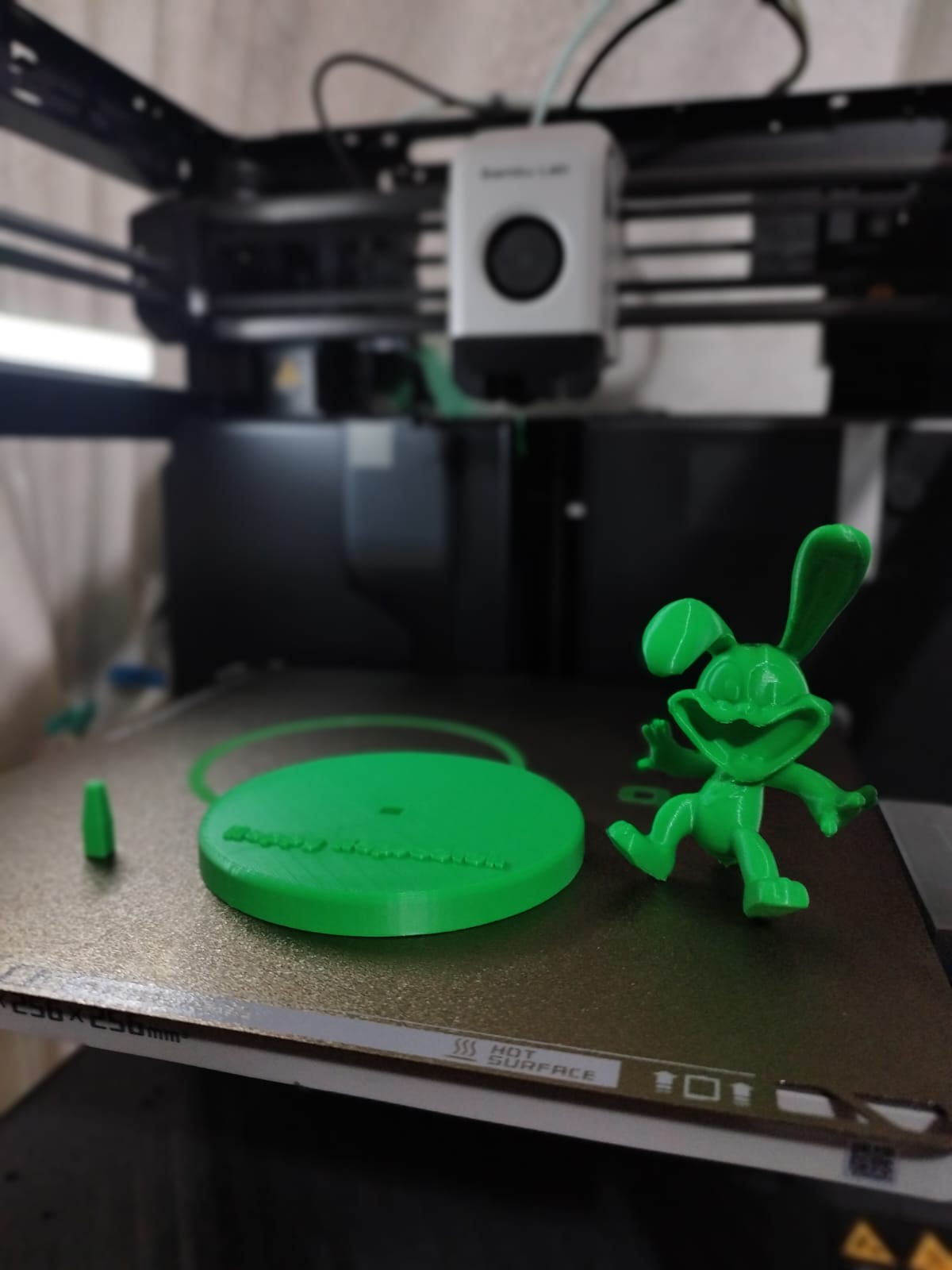Hoppy Hopscotch (Poppy Playtime) resin figure by RemyJF — studio render 2