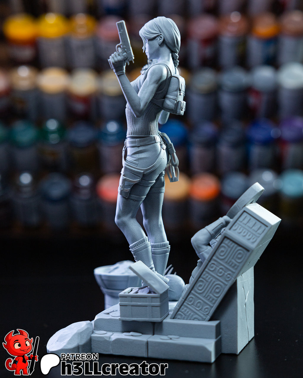 Lara Croft (Tomb Raider) resin figure by h3LLcreator — studio render 7