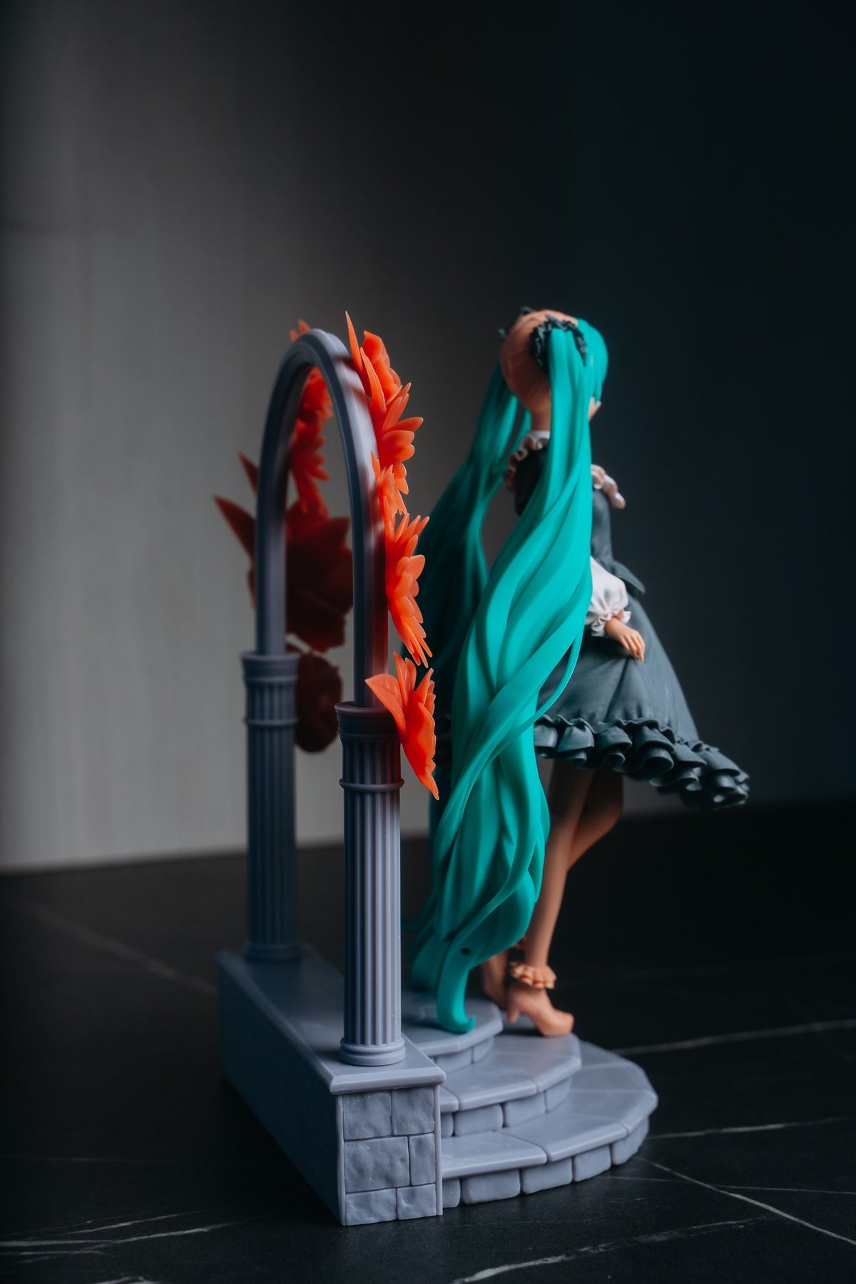Hatsune Miku (Vocaloid) resin figure by Bulkamancer — studio render 14