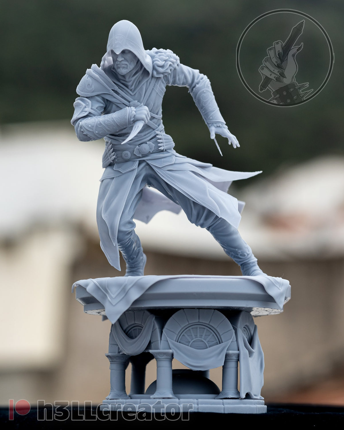 Ezio Auditore (Assassin's Creed) resin figure by h3LLcreator — studio render 3