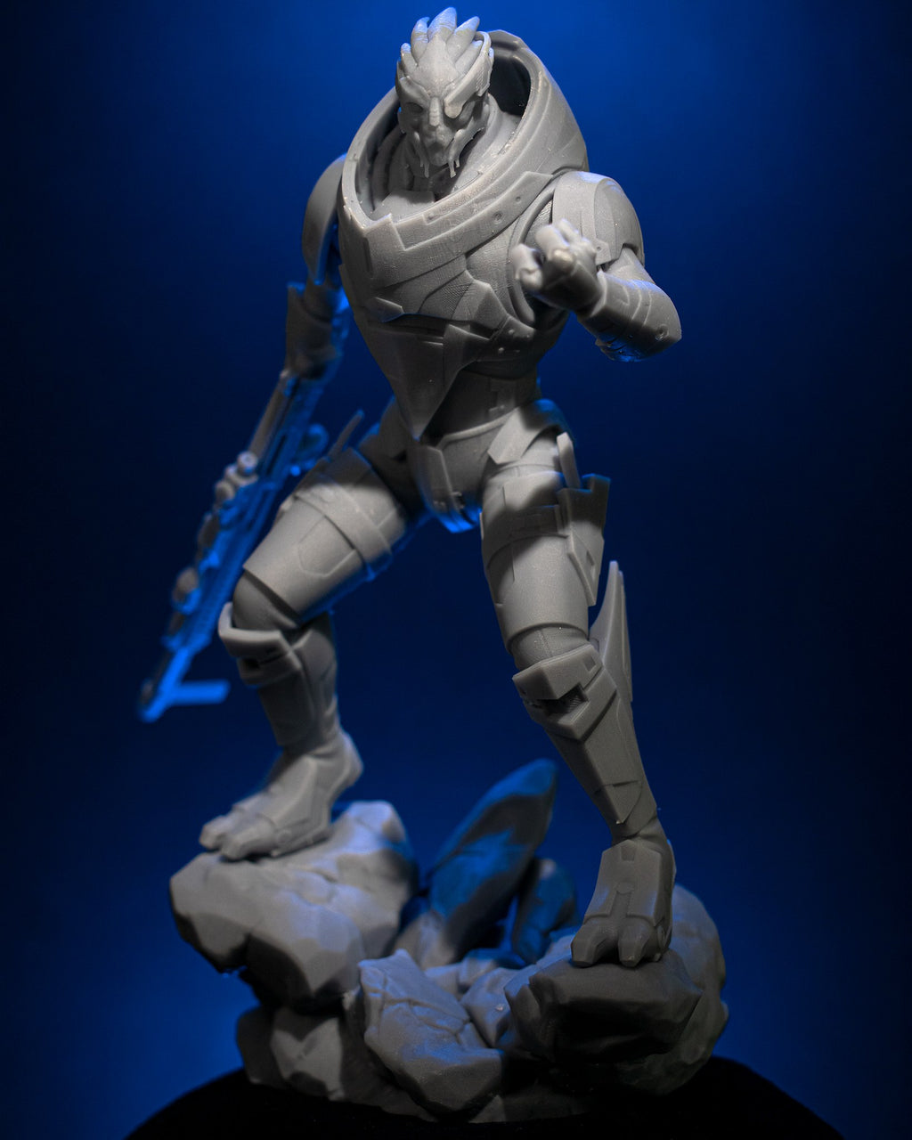 Garrus Vakarian (Mass Effect) resin figure by h3LLcreator — studio render 4